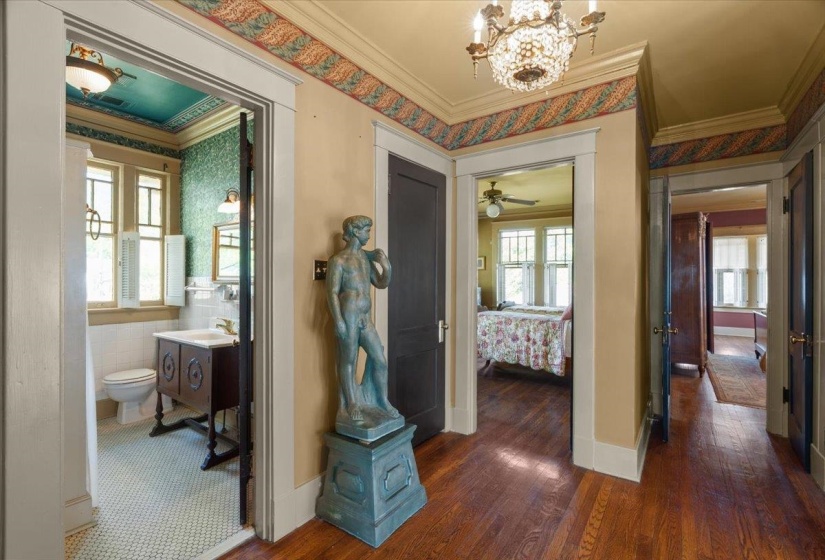 660 MCLEAN BLVD, Memphis, Tennessee 38104, 3 Bedroom Bedrooms, 7 Room Rooms,2.1 BathroomBathrooms,Residential,For Sale,MCLEAN,0,10218491