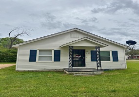 695 MARSH AVE, Memphis, Tennessee 38127, 2 Bedrooms Bedrooms, 4 Rooms Rooms,1 BathroomBathrooms,Residential,For Sale,MARSH,10218494