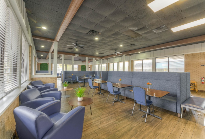 Building lobby featuring a drop ceiling