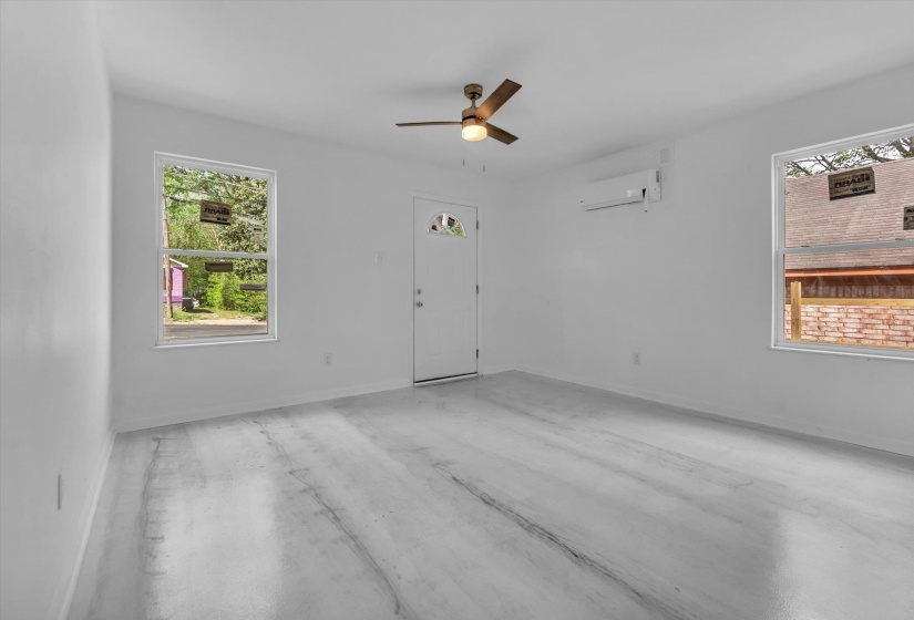 1704 OAKWOOD ST, Memphis, Tennessee 38108, 4 Bedroom Bedrooms, 8 Room Rooms,2.2 BathroomBathrooms,Residential,For Sale,OAKWOOD,0,10218501