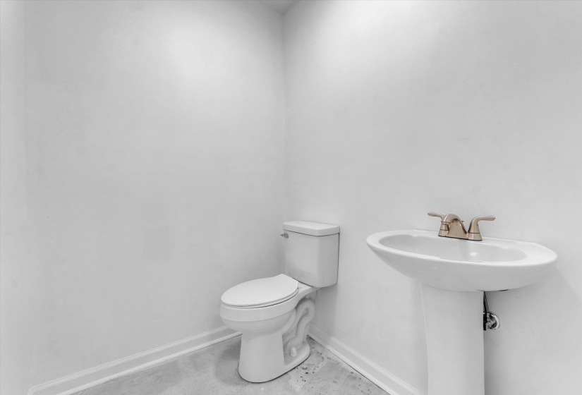 1704 OAKWOOD ST, Memphis, Tennessee 38108, 4 Bedroom Bedrooms, 8 Room Rooms,2.2 BathroomBathrooms,Residential,For Sale,OAKWOOD,0,10218501