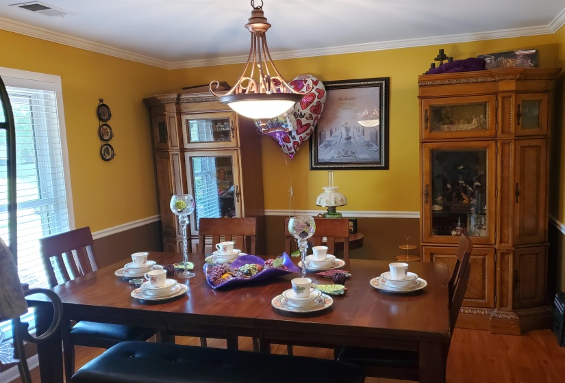 6188 FRANCES WOODS DR, Bartlett, Florida 38135, 4 Bedrooms Bedrooms, 11 Rooms Rooms,3 BathroomsBathrooms,Residential,For Sale,FRANCES WOODS,10218507