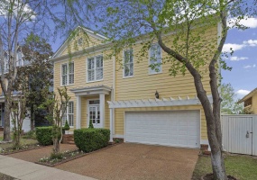 182 HARBOR ISLE CIR, Memphis, Tennessee 38103, 4 Bedrooms Bedrooms, 6 Rooms Rooms,3 BathroomsBathrooms,Residential,For Sale,HARBOR ISLE,10218509