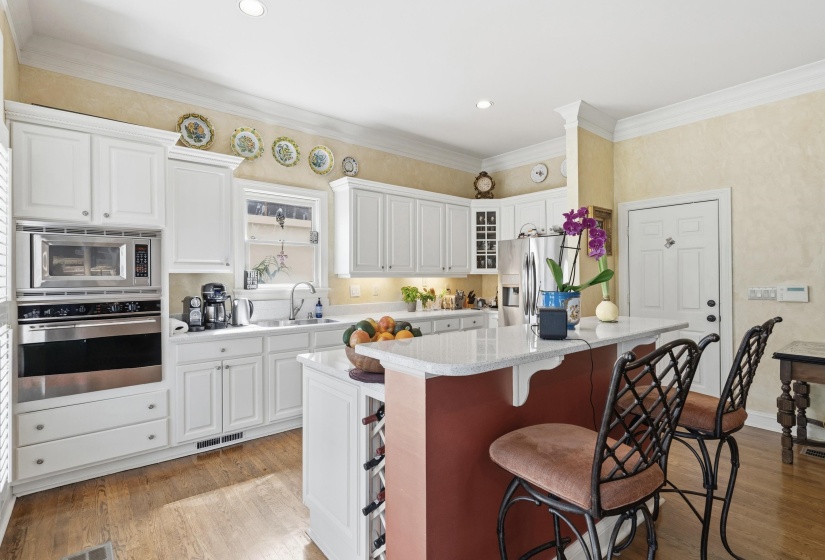 182 HARBOR ISLE CIR, Memphis, Tennessee 38103, 4 Bedrooms Bedrooms, 6 Rooms Rooms,3 BathroomsBathrooms,Residential,For Sale,HARBOR ISLE,10218509