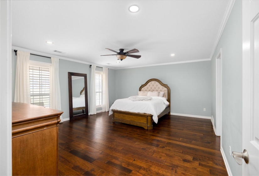 897 CHARLES PL, Munford, Tennessee 38058, 3 Bedrooms Bedrooms, 8 Rooms Rooms,2.1 BathroomsBathrooms,Residential,For Sale,CHARLES,10218520