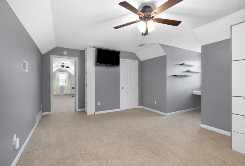 897 CHARLES PL, Munford, Tennessee 38058, 3 Bedrooms Bedrooms, 8 Rooms Rooms,2.1 BathroomsBathrooms,Residential,For Sale,CHARLES,10218520