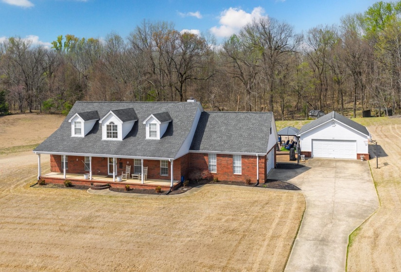 897 CHARLES PL, Munford, Tennessee 38058, 3 Bedrooms Bedrooms, 8 Rooms Rooms,2.1 BathroomsBathrooms,Residential,For Sale,CHARLES,10218520