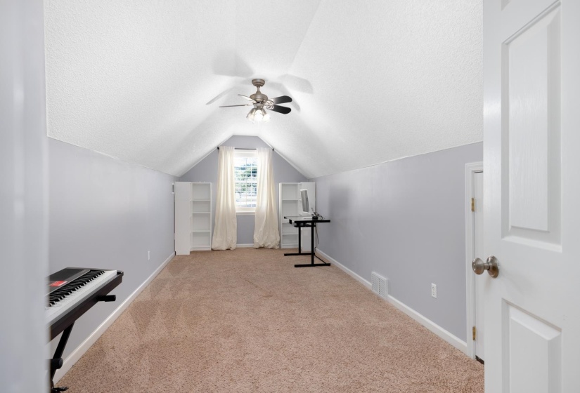 897 CHARLES PL, Munford, Tennessee 38058, 3 Bedrooms Bedrooms, 8 Rooms Rooms,2.1 BathroomsBathrooms,Residential,For Sale,CHARLES,10218520