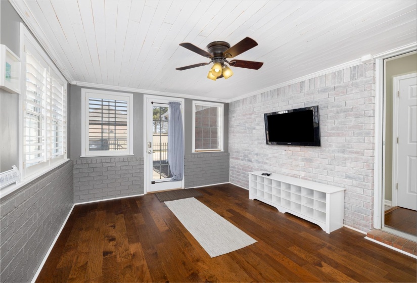 897 CHARLES PL, Munford, Tennessee 38058, 3 Bedrooms Bedrooms, 8 Rooms Rooms,2.1 BathroomsBathrooms,Residential,For Sale,CHARLES,10218520