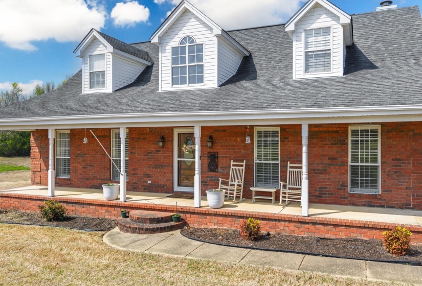 897 CHARLES PL, Munford, Tennessee 38058, 3 Bedrooms Bedrooms, 8 Rooms Rooms,2.1 BathroomsBathrooms,Residential,For Sale,CHARLES,10218520
