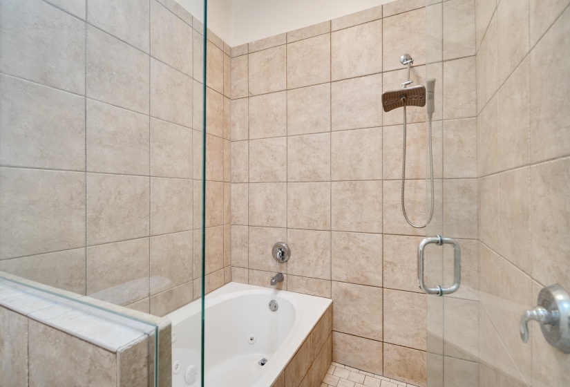 21 MINA AVE, Memphis, Tennessee 38103, 3 Bedroom Bedrooms, 6 Room Rooms,2.1 BathroomBathrooms,Residential,For Sale,MINA,0,10218527