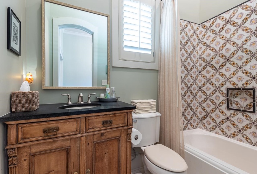 1244 CHERBOURG LN, Memphis, Tennessee 38120, 3 Bedroom Bedrooms, 8 Room Rooms,4.1 BathroomBathrooms,Residential,For Sale,CHERBOURG,0,10218538