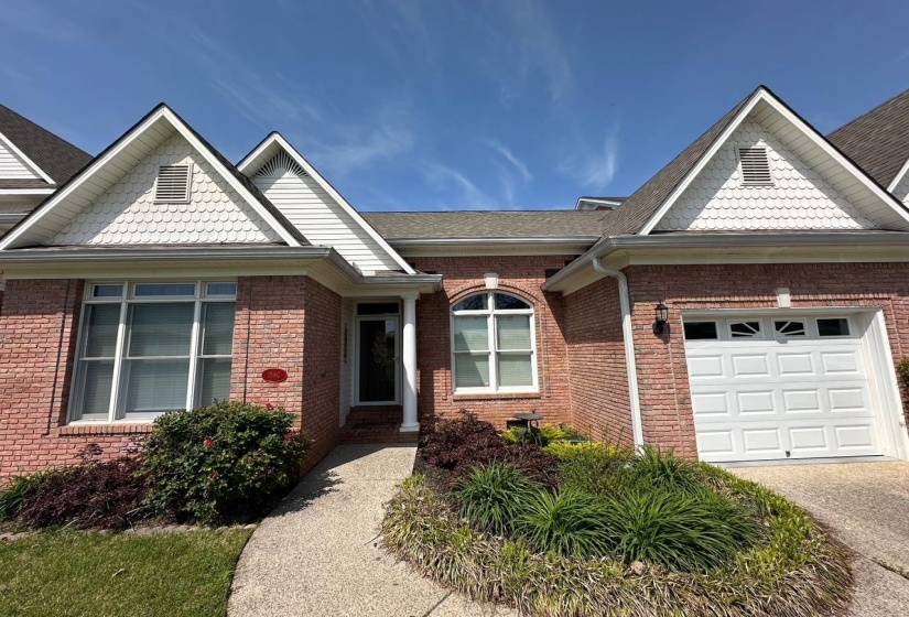 156C AQUATICVIEW WAY, Savannah, Tennessee 38372, 2 Bedrooms Bedrooms, 9 Rooms Rooms,2 BathroomsBathrooms,Residential,For Sale,AQUATICVIEW,10218539