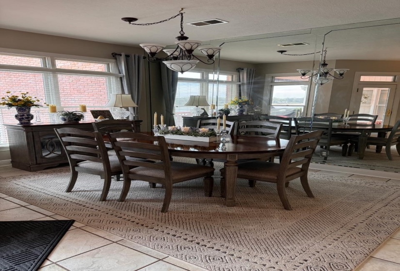156C AQUATICVIEW WAY, Savannah, Tennessee 38372, 2 Bedrooms Bedrooms, 9 Rooms Rooms,2 BathroomsBathrooms,Residential,For Sale,AQUATICVIEW,10218539