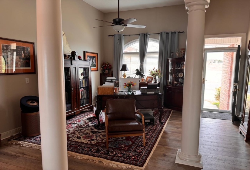 156C AQUATICVIEW WAY, Savannah, Tennessee 38372, 2 Bedrooms Bedrooms, 9 Rooms Rooms,2 BathroomsBathrooms,Residential,For Sale,AQUATICVIEW,10218539