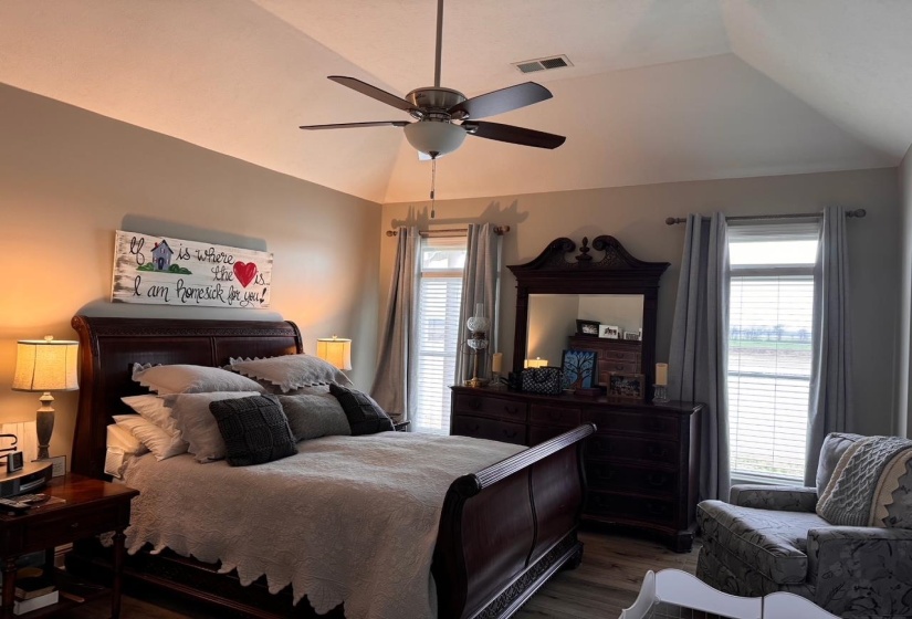156C AQUATICVIEW WAY, Savannah, Tennessee 38372, 2 Bedrooms Bedrooms, 9 Rooms Rooms,2 BathroomsBathrooms,Residential,For Sale,AQUATICVIEW,10218539