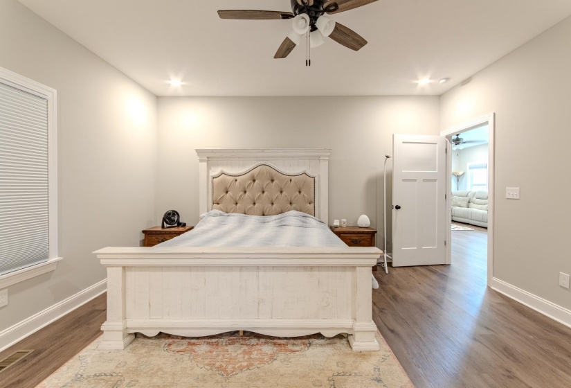 225 CORDOVA CV, Savannah, Tennessee 38372, 3 Bedrooms Bedrooms, 7 Rooms Rooms,2 BathroomsBathrooms,Residential,For Sale,CORDOVA,10218545