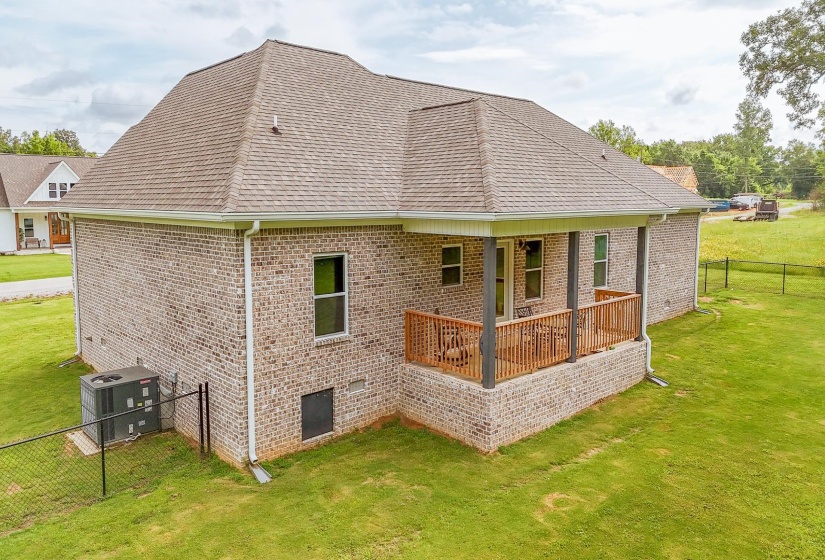 225 CORDOVA CV, Savannah, Tennessee 38372, 3 Bedrooms Bedrooms, 7 Rooms Rooms,2 BathroomsBathrooms,Residential,For Sale,CORDOVA,10218545