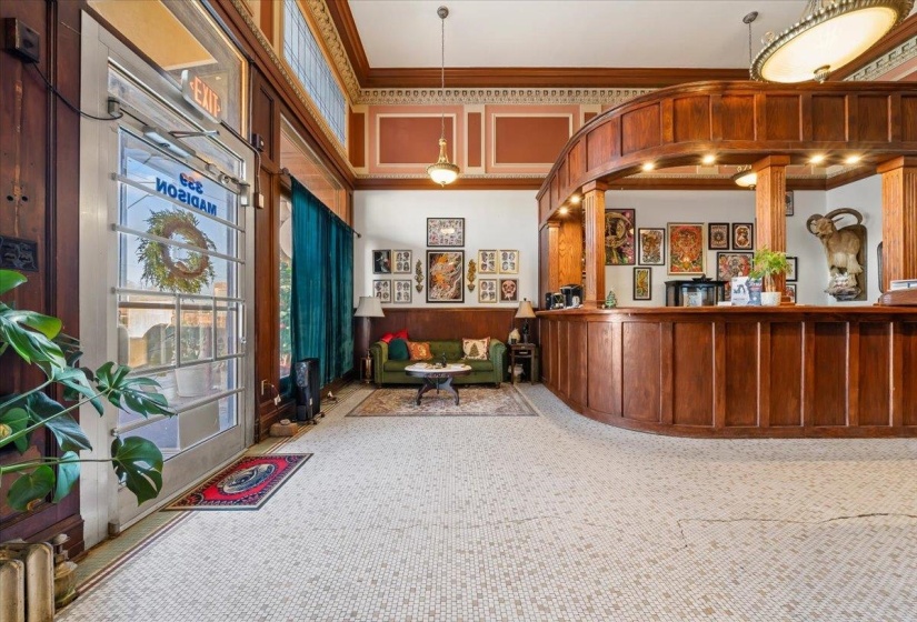 339 MADISON AVE, Memphis, Tennessee 38103, 3 Bedroom Bedrooms, 11 Room Rooms,3.1 BathroomBathrooms,Residential,For Sale,MADISON,0,10218546