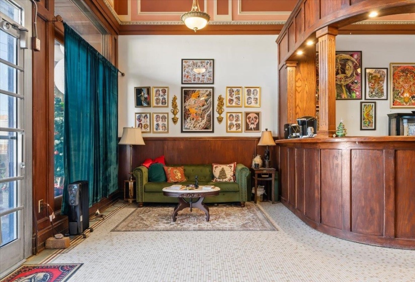 339 MADISON AVE, Memphis, Tennessee 38103, 3 Bedroom Bedrooms, 11 Room Rooms,3.1 BathroomBathrooms,Residential,For Sale,MADISON,0,10218546