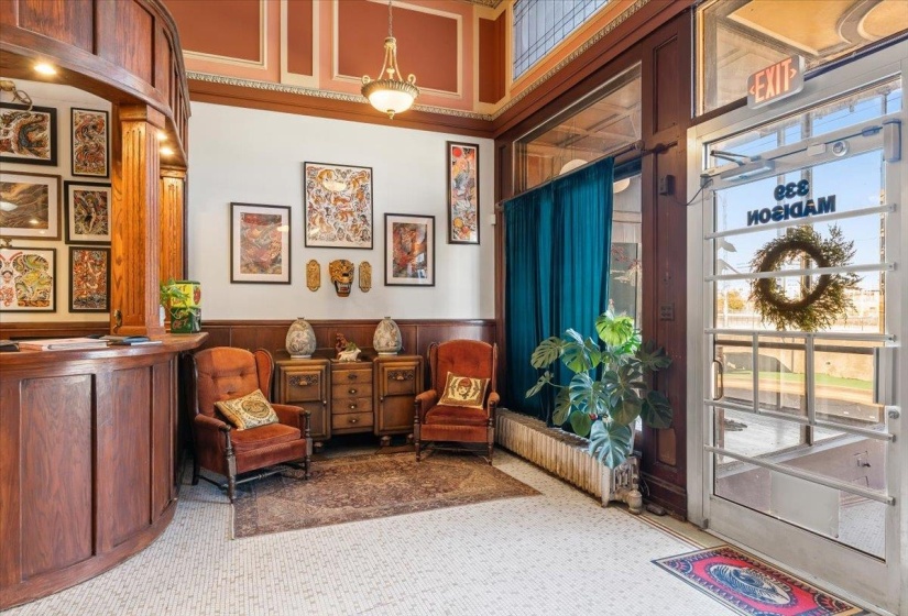 339 MADISON AVE, Memphis, Tennessee 38103, 3 Bedroom Bedrooms, 11 Room Rooms,3.1 BathroomBathrooms,Residential,For Sale,MADISON,0,10218546