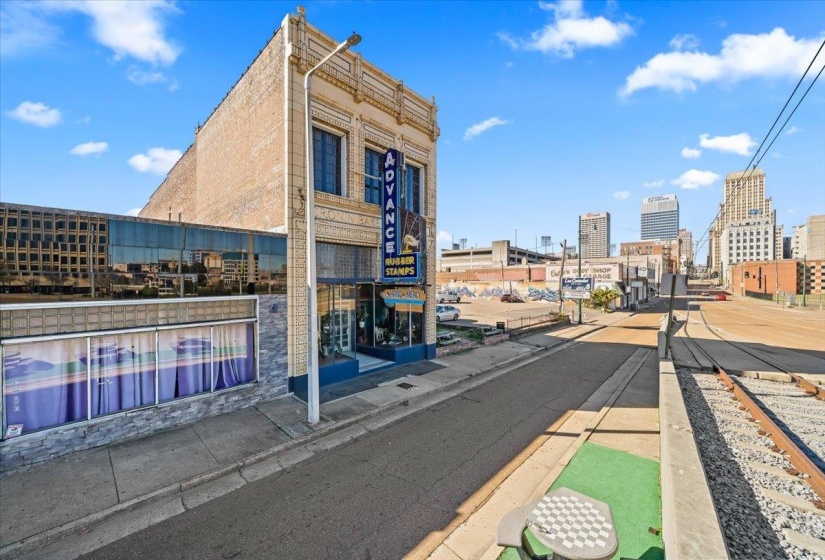 339 MADISON AVE, Memphis, Tennessee 38103, 3 Bedroom Bedrooms, 11 Room Rooms,3.1 BathroomBathrooms,Residential,For Sale,MADISON,0,10218546
