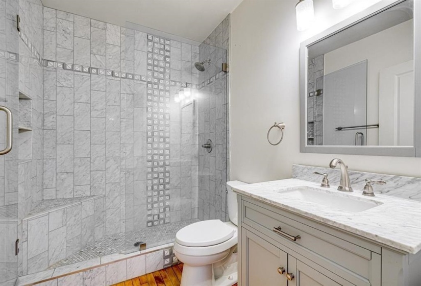 339 MADISON AVE, Memphis, Tennessee 38103, 3 Bedroom Bedrooms, 11 Room Rooms,3.1 BathroomBathrooms,Residential,For Sale,MADISON,0,10218546
