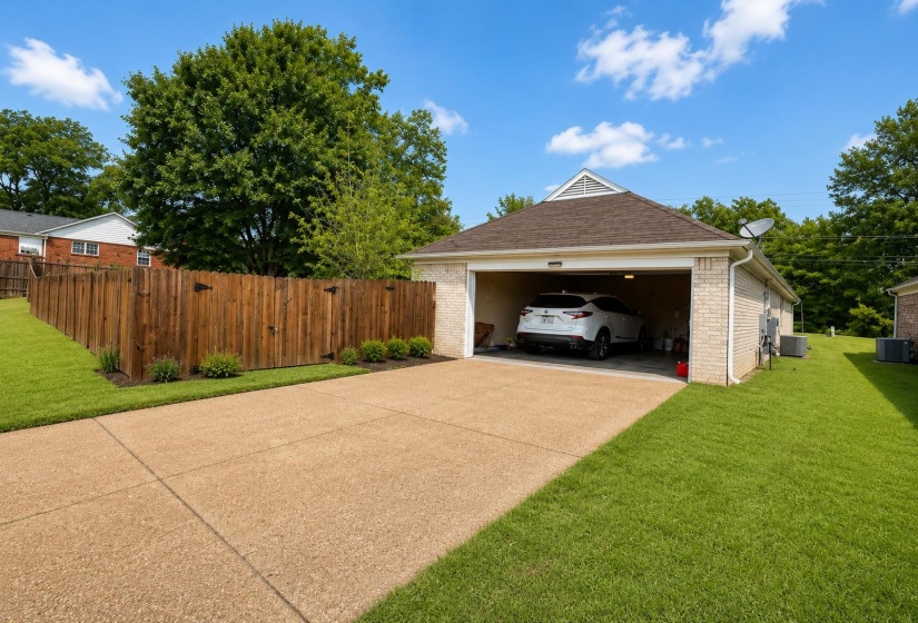 8833 MACON RD, Memphis, Tennessee 38018, 3 Bedrooms Bedrooms, 8 Rooms Rooms,2 BathroomsBathrooms,Residential,For Sale,MACON,10218556