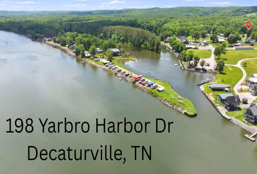 198 YARBRO HARBOR DR, Decaturville, Tennessee 38329, 3 Bedroom Bedrooms, 11 Room Rooms,3 BathroomBathrooms,Residential,For Sale,YARBRO HARBOR,0,10218557