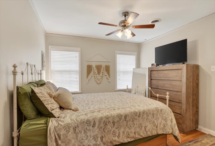 404 REESE ST, Memphis, Tennessee 38111, 3 Bedroom Bedrooms, 7 Room Rooms,2 BathroomBathrooms,Residential,For Sale,REESE,0,10218562