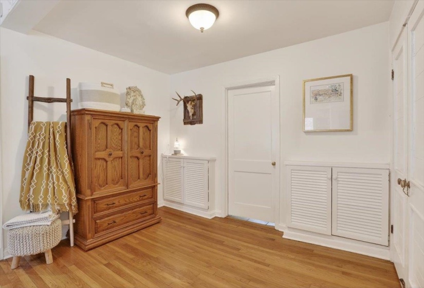 404 REESE ST, Memphis, Tennessee 38111, 3 Bedroom Bedrooms, 7 Room Rooms,2 BathroomBathrooms,Residential,For Sale,REESE,0,10218562