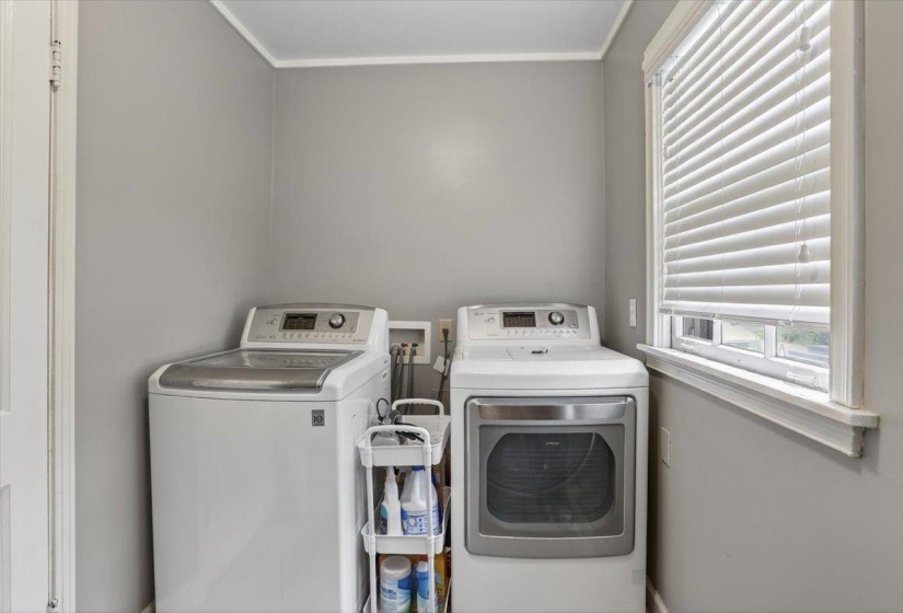 404 REESE ST, Memphis, Tennessee 38111, 3 Bedroom Bedrooms, 7 Room Rooms,2 BathroomBathrooms,Residential,For Sale,REESE,0,10218562