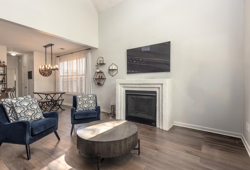 1290 ISLE POINTE DR, Memphis, Tennessee 38103, 3 Bedrooms Bedrooms, 6 Rooms Rooms,2.1 BathroomsBathrooms,Residential,For Sale,ISLE POINTE,10218564