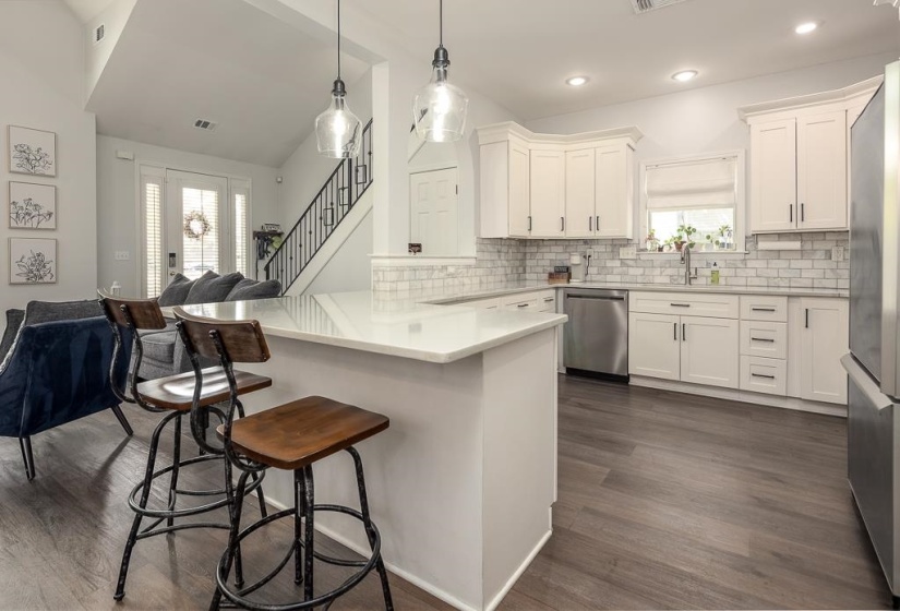 1290 ISLE POINTE DR, Memphis, Tennessee 38103, 3 Bedrooms Bedrooms, 6 Rooms Rooms,2.1 BathroomsBathrooms,Residential,For Sale,ISLE POINTE,10218564