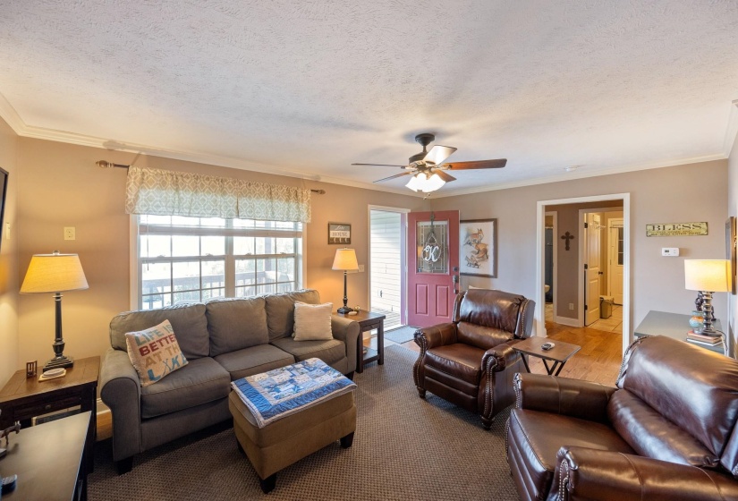 280 IRON HORSE TRL, Parsons, Tennessee 38363, 2 Bedroom Bedrooms, 8 Room Rooms,2 BathroomBathrooms,Residential,For Sale,IRON HORSE,0,10218566
