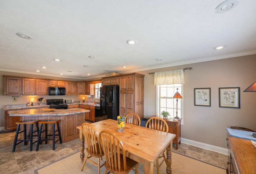 280 IRON HORSE TRL, Parsons, Tennessee 38363, 2 Bedroom Bedrooms, 8 Room Rooms,2 BathroomBathrooms,Residential,For Sale,IRON HORSE,0,10218566