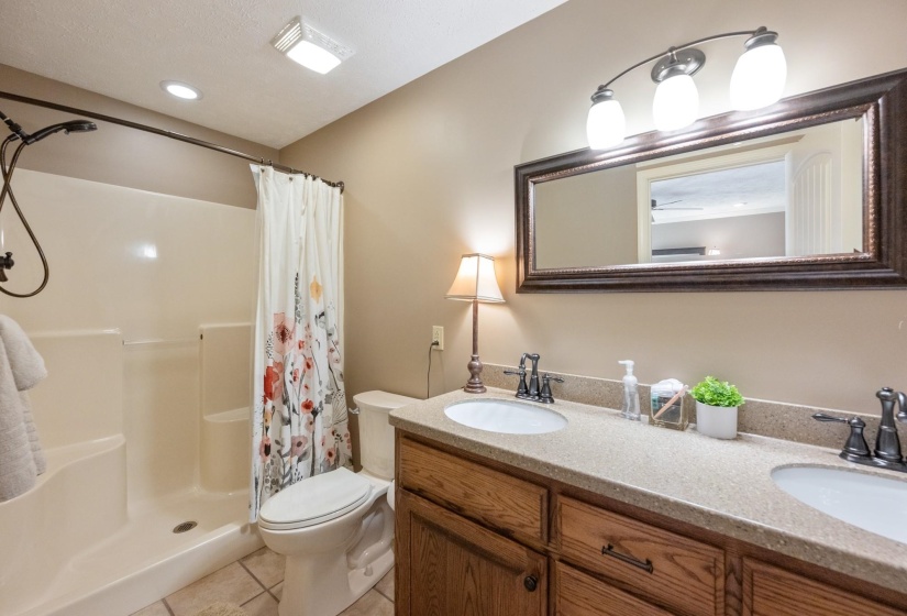 280 IRON HORSE TRL, Parsons, Tennessee 38363, 2 Bedroom Bedrooms, 8 Room Rooms,2 BathroomBathrooms,Residential,For Sale,IRON HORSE,0,10218566