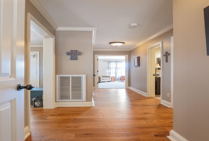 280 IRON HORSE TRL, Parsons, Tennessee 38363, 2 Bedroom Bedrooms, 8 Room Rooms,2 BathroomBathrooms,Residential,For Sale,IRON HORSE,0,10218566