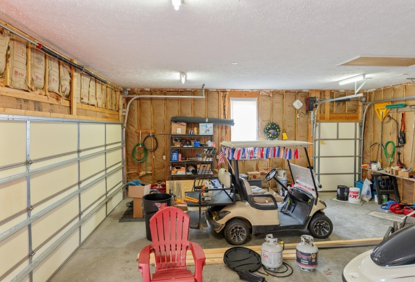 280 IRON HORSE TRL, Parsons, Tennessee 38363, 2 Bedroom Bedrooms, 8 Room Rooms,2 BathroomBathrooms,Residential,For Sale,IRON HORSE,0,10218566