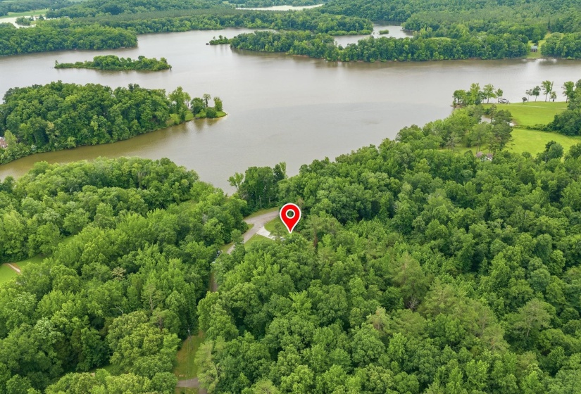 280 IRON HORSE TRL, Parsons, Tennessee 38363, 2 Bedroom Bedrooms, 8 Room Rooms,2 BathroomBathrooms,Residential,For Sale,IRON HORSE,0,10218566