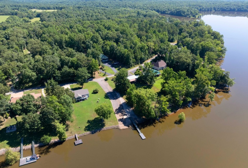 280 IRON HORSE TRL, Parsons, Tennessee 38363, 2 Bedroom Bedrooms, 8 Room Rooms,2 BathroomBathrooms,Residential,For Sale,IRON HORSE,0,10218566
