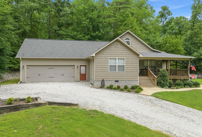 280 IRON HORSE TRL, Parsons, Tennessee 38363, 2 Bedroom Bedrooms, 8 Room Rooms,2 BathroomBathrooms,Residential,For Sale,IRON HORSE,0,10218566