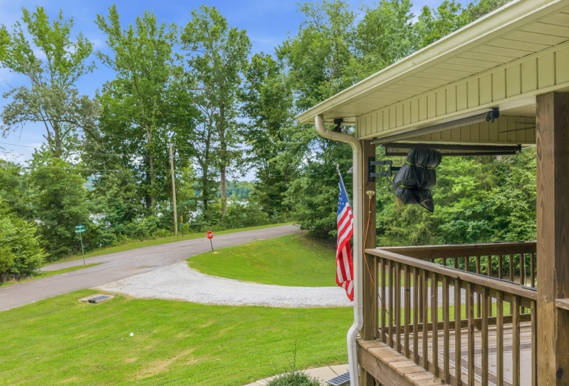 280 IRON HORSE TRL, Parsons, Tennessee 38363, 2 Bedroom Bedrooms, 8 Room Rooms,2 BathroomBathrooms,Residential,For Sale,IRON HORSE,0,10218566