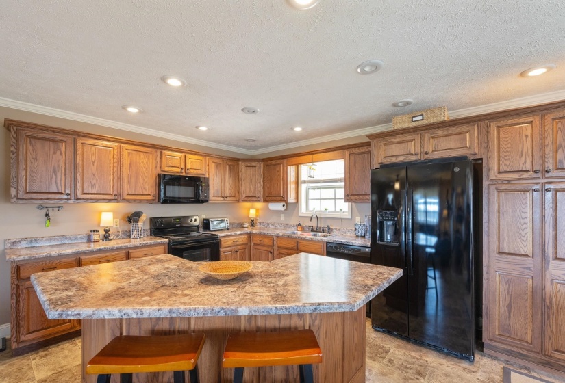 280 IRON HORSE TRL, Parsons, Tennessee 38363, 2 Bedroom Bedrooms, 8 Room Rooms,2 BathroomBathrooms,Residential,For Sale,IRON HORSE,0,10218566