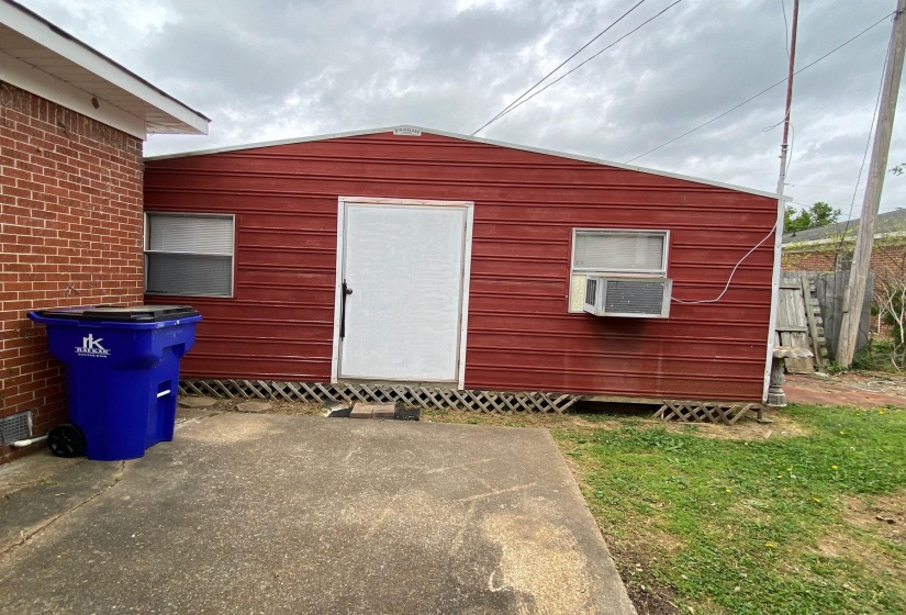 35 ROBERTSON ST, Savannah, Tennessee 38372, 3 Bedrooms Bedrooms, 6 Rooms Rooms,1 BathroomBathrooms,Residential,For Sale,ROBERTSON,10218568