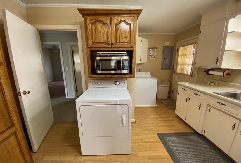 35 ROBERTSON ST, Savannah, Tennessee 38372, 3 Bedrooms Bedrooms, 6 Rooms Rooms,1 BathroomBathrooms,Residential,For Sale,ROBERTSON,10218568