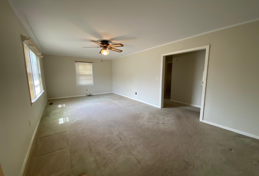 35 ROBERTSON ST, Savannah, Tennessee 38372, 3 Bedrooms Bedrooms, 6 Rooms Rooms,1 BathroomBathrooms,Residential,For Sale,ROBERTSON,10218568