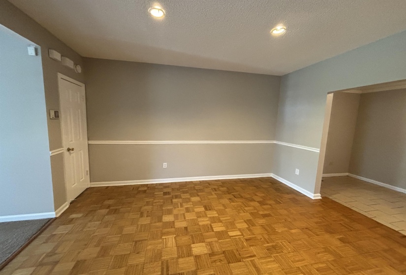 3722 FERN RIDGE RD, Memphis, Tennessee 38115, 2 Bedrooms Bedrooms, 5 Rooms Rooms,2.1 BathroomsBathrooms,Residential,For Sale,FERN RIDGE,10218574