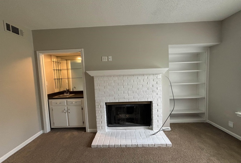 3722 FERN RIDGE RD, Memphis, Tennessee 38115, 2 Bedrooms Bedrooms, 5 Rooms Rooms,2.1 BathroomsBathrooms,Residential,For Sale,FERN RIDGE,10218574