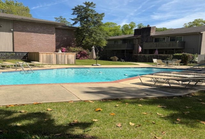 806 THISTLEDOWN DR, Memphis, Tennessee 38117, 2 Bedroom Bedrooms, 5 Room Rooms,1.1 BathroomBathrooms,Residential,For Sale,THISTLEDOWN,0,10218585